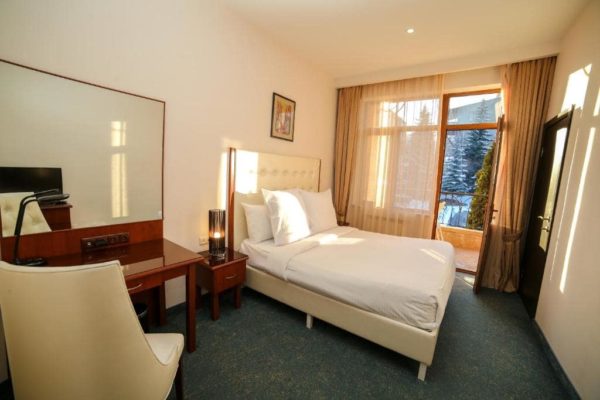 kecharis hotel and resort