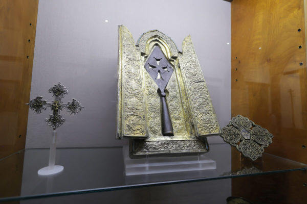 echmiadzin treasury museum