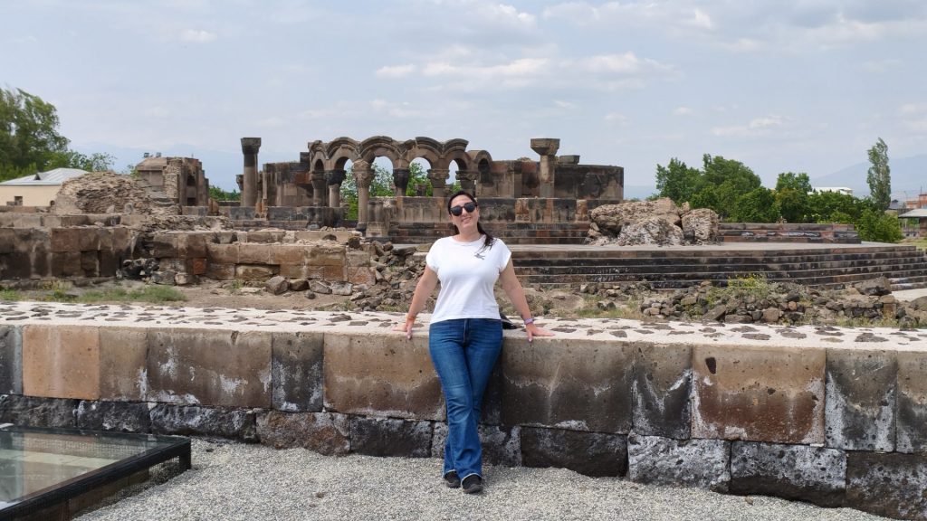 Zvartnors, Echmiadzin group tour from Yerevan